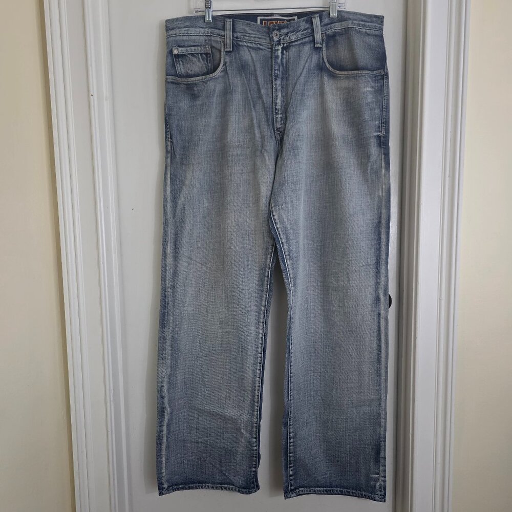 Levi’s Men’s 569 Loose Straight Fit Jeans Light Wash Size 38x34